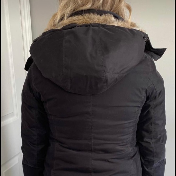 ARITZIA BABATON DOWN FEATHER PARKA - Picture 4 of 4